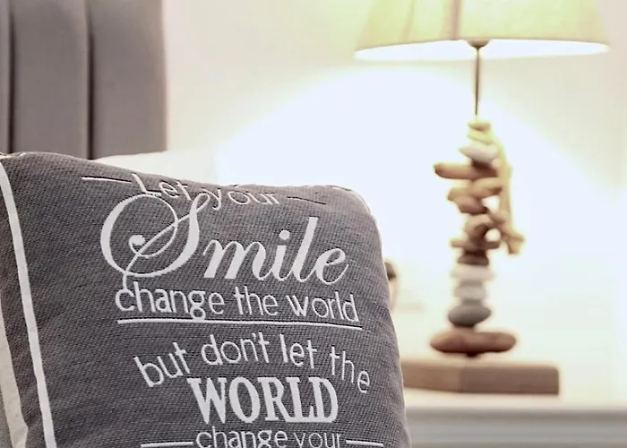 Cozy In The Heart Of אורנוס