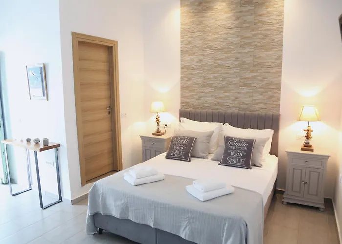 Cozy In The Heart Of אורנוס